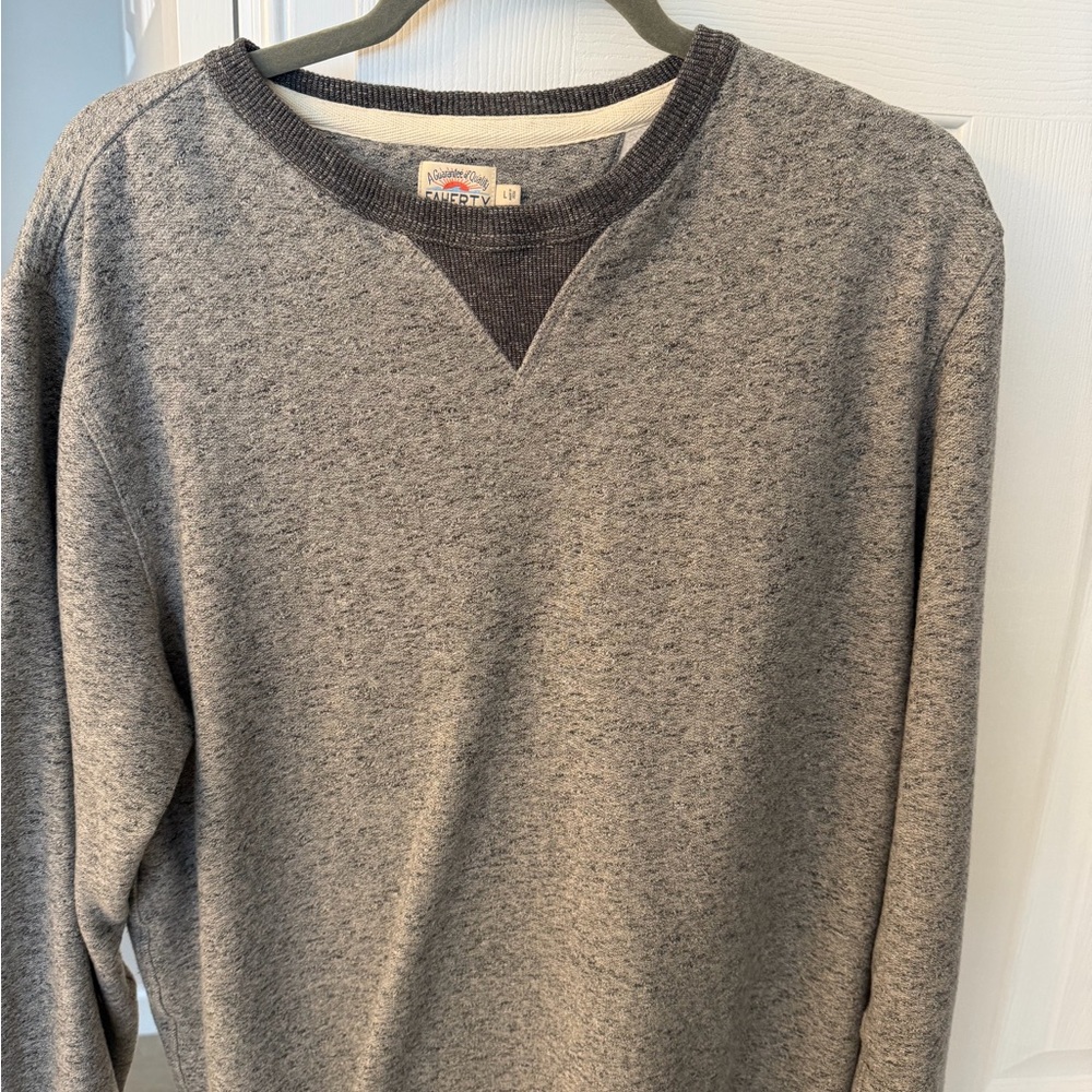 Faherty Men's Heather Gray Crewneck Sweater